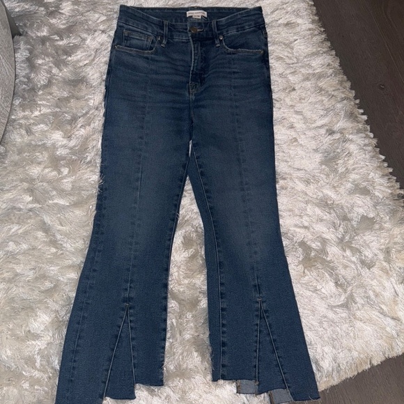 Good American Good Legs Chew Hem Crop Mini Bootcut Jeans - Picture 3 of 5